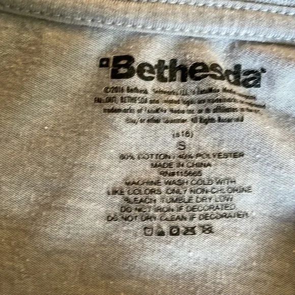 Fallout Pipboy T-shirt Unisex S - Picture 3 of 3